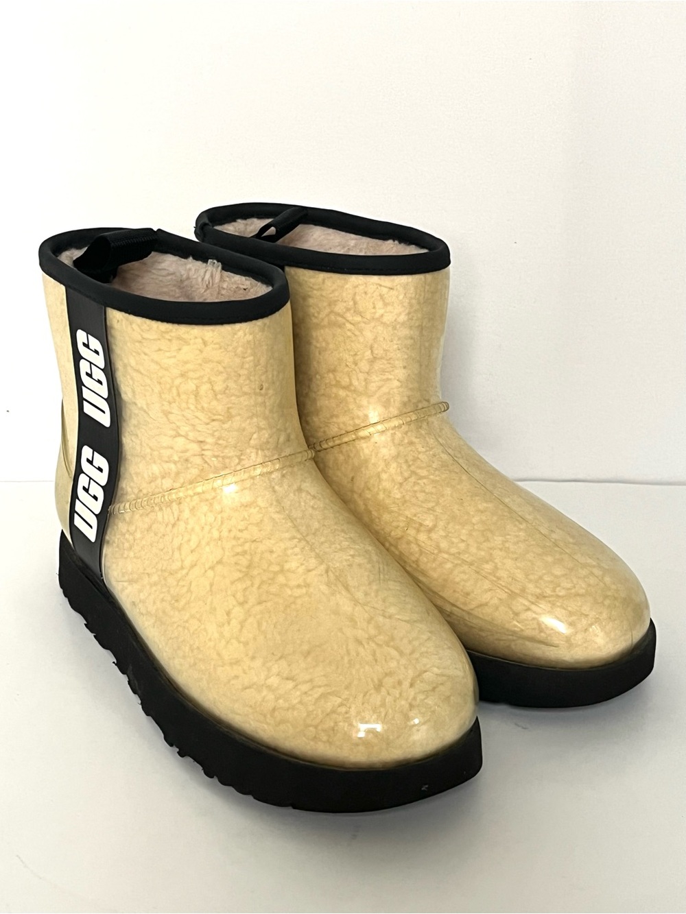 UGG rubber, see-through, Shearling-Effect Short Boots in Beige /Black sz7 Logo